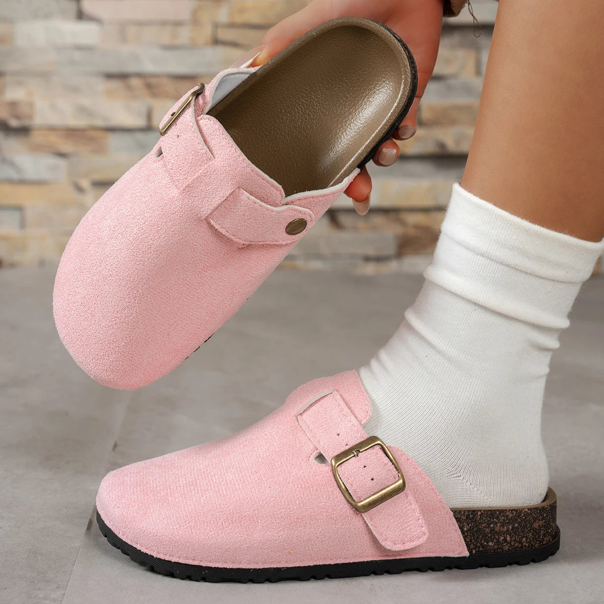 Fashionable Thick Bottom Slippers