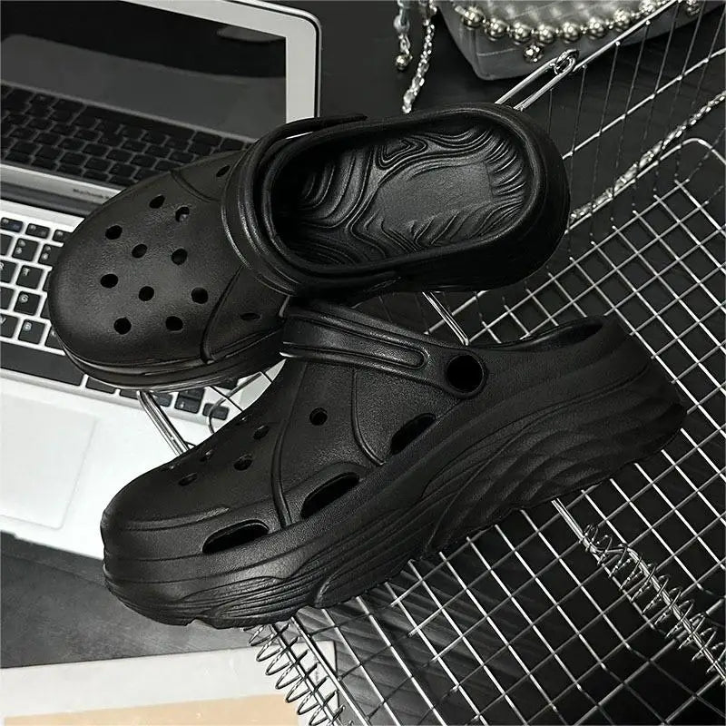 Woman's Outdoor Sandals