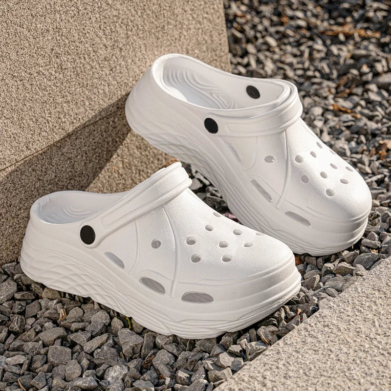 Woman's Outdoor Sandals